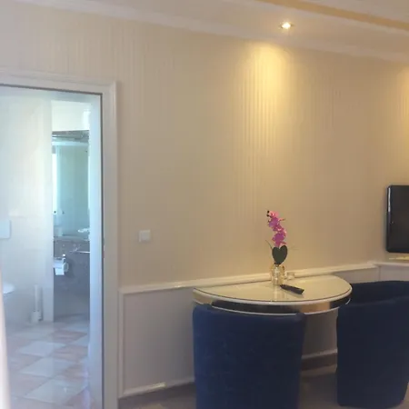 Giesserstrasse Guest house *